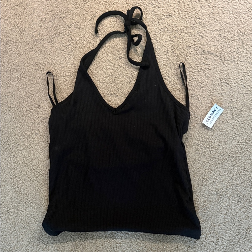 Women’s Old Navy halter tank size XL NWT built in bra